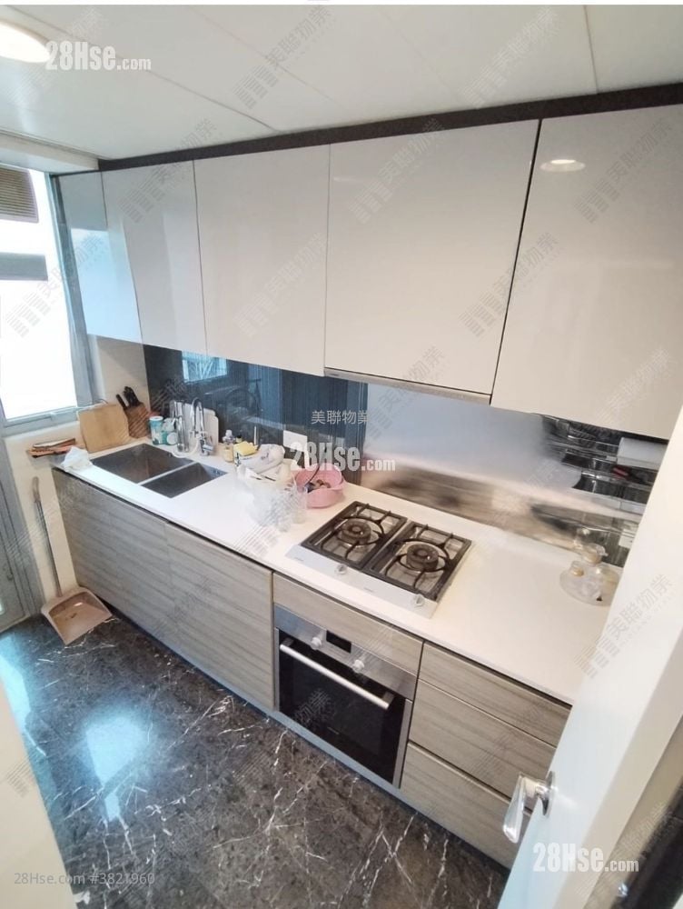 溱岸8号 售盘 3 房 , 2 浴室 729 平方尺