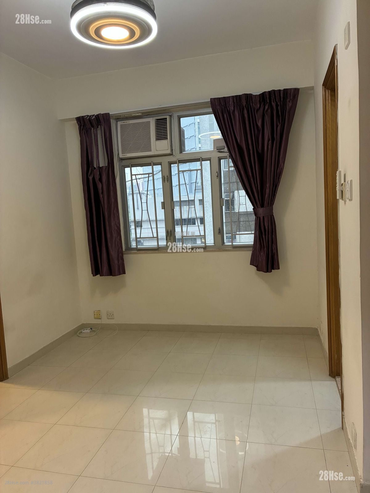 鸿威大厦 租盘 2 房