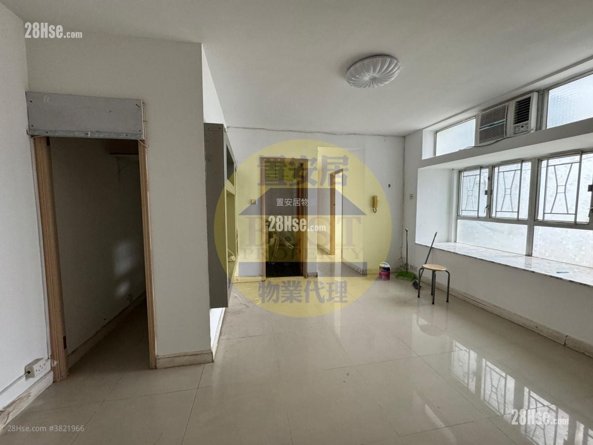 Pierhead Garden Sell 2 Bedrooms , 1 Bathroom 609 ft²