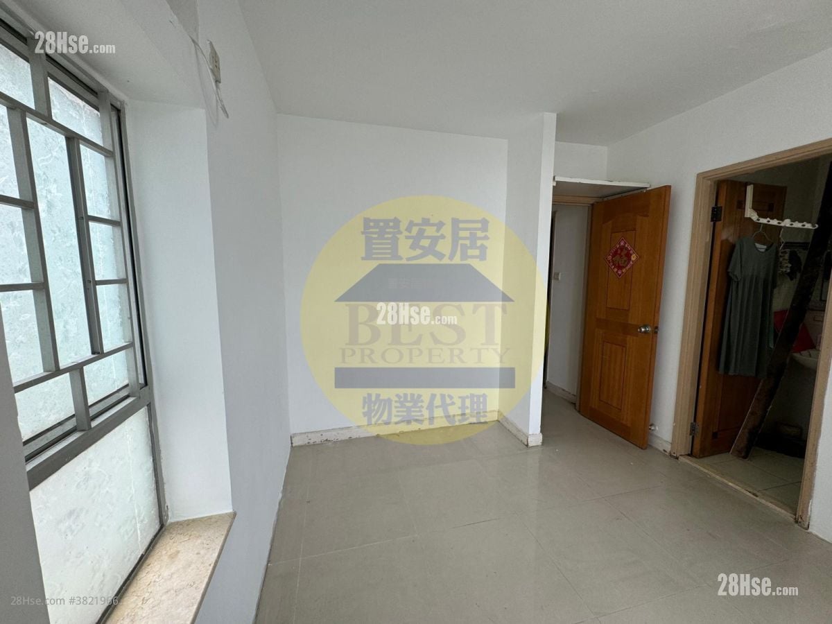 Pierhead Garden Sell 2 Bedrooms , 1 Bathroom 609 ft²