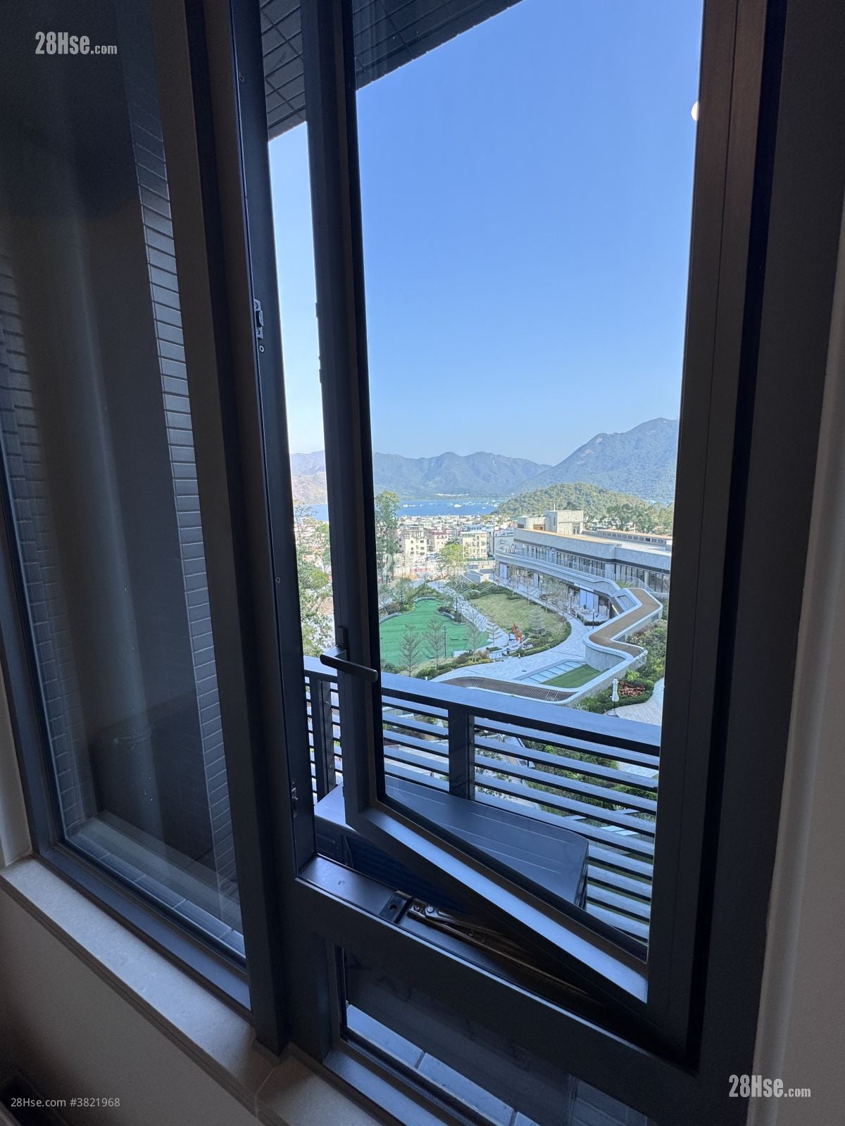 Sierra Sea Rental 2 Bedrooms 423 ft²