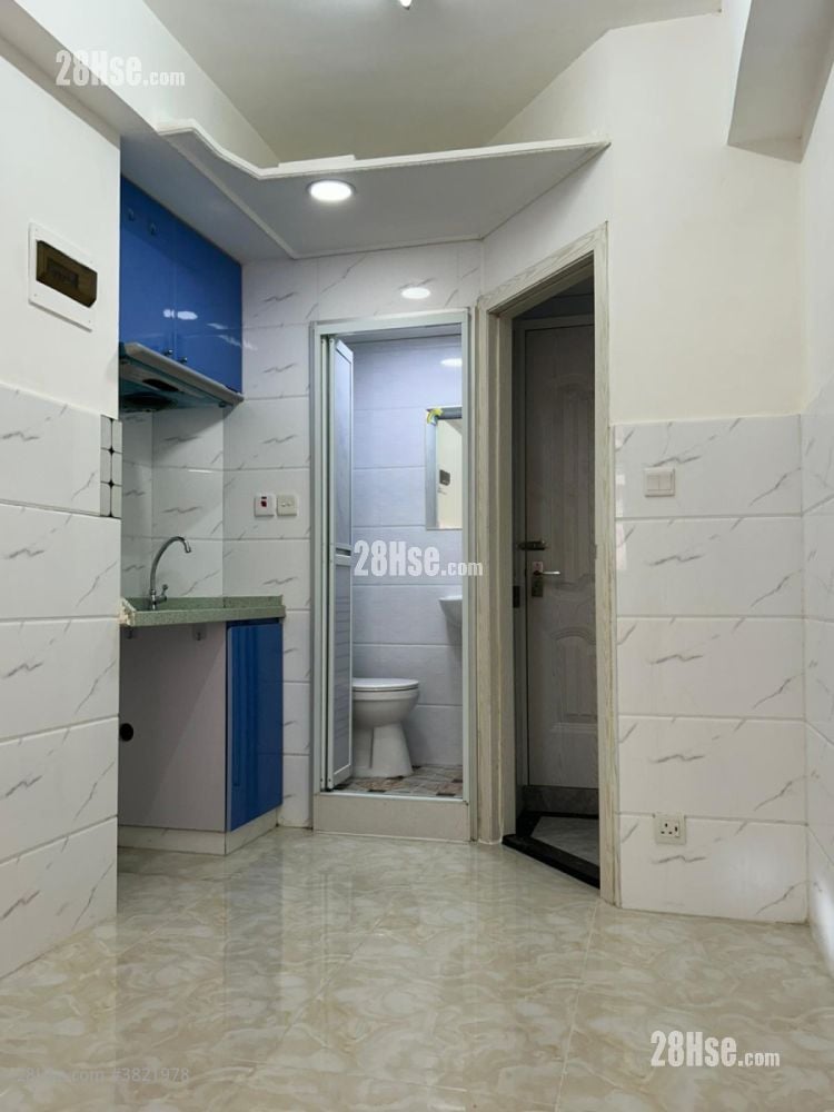 美華樓 租盤 130 平方呎