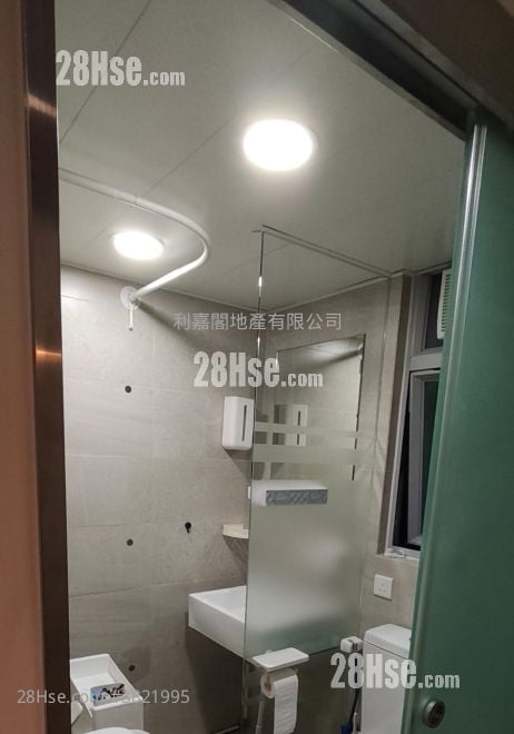 Ava62 Sell Studio , 1 Bathroom 200 ft²