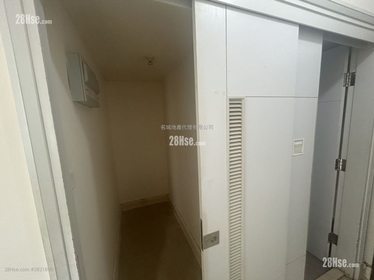 名城 售盤 3 房 , 2 浴室 742 平方呎