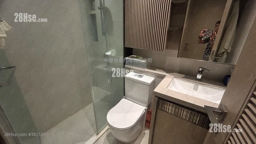 Wetland Seasons Park Sell 5+ Bedrooms , 2 Bathrooms 816 ft²