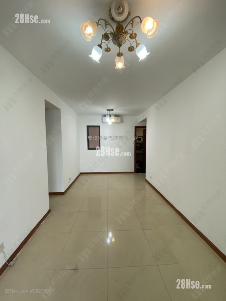 蔚蓝湾畔 售盘 2 房 , 1 浴室 510 平方尺