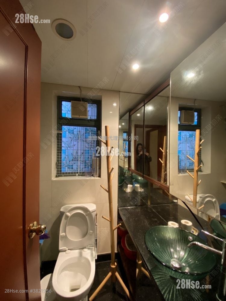 蔚蓝湾畔 售盘 2 房 , 1 浴室 510 平方尺