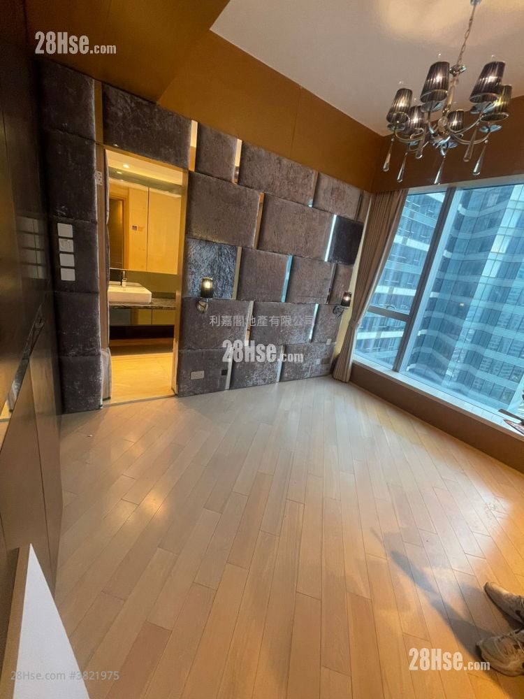 天璽 租盤 4 房 , 2 浴室 1,117 平方呎