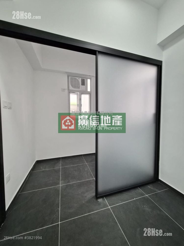 龍飛大廈 租盤 1 房 , 1 浴室 180 平方呎