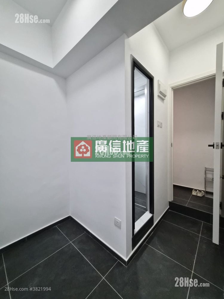 龍飛大廈 租盤 1 房 , 1 浴室 180 平方呎