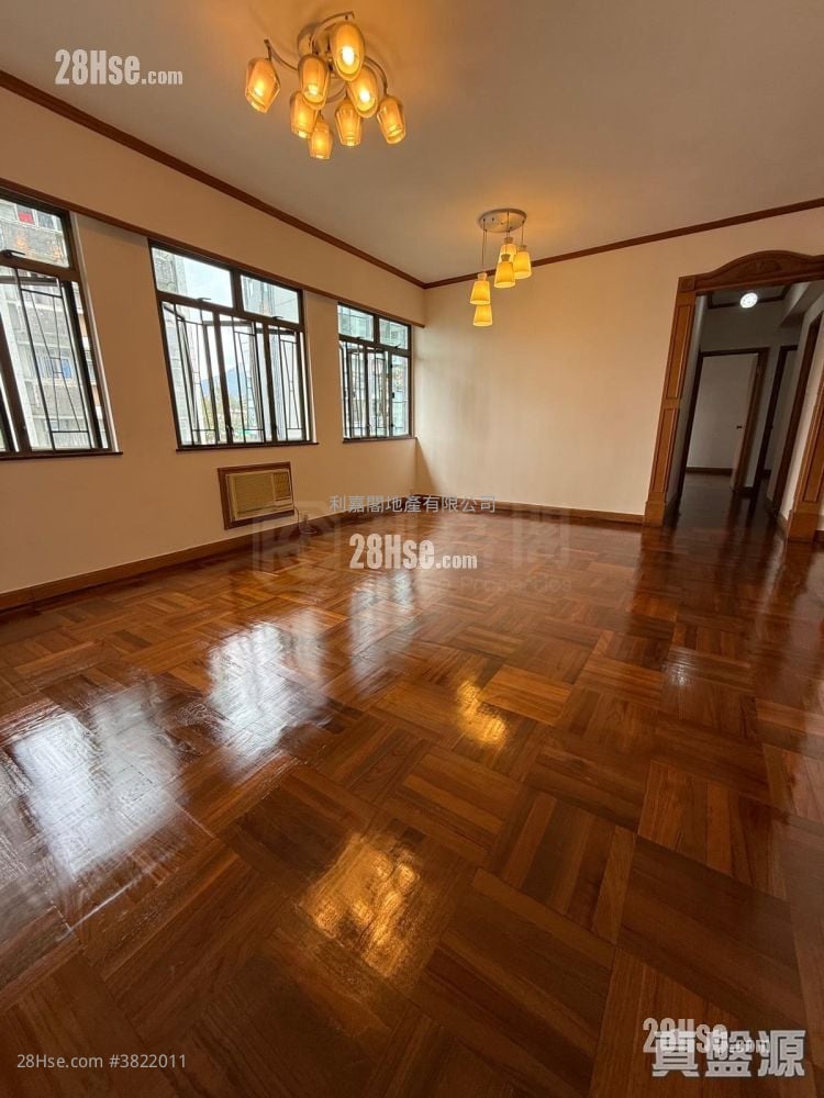 Wing Ying Mansion Sell 3 Bedrooms , 2 Bathrooms 980 ft²