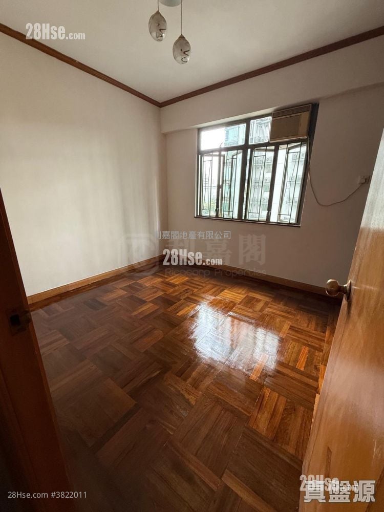 Wing Ying Mansion Sell 3 Bedrooms , 2 Bathrooms 980 ft²