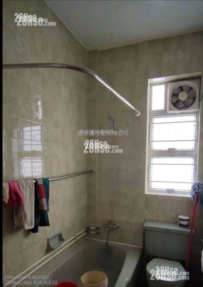 翠華大廈 售盤 3 房 , 2 浴室 884 平方呎