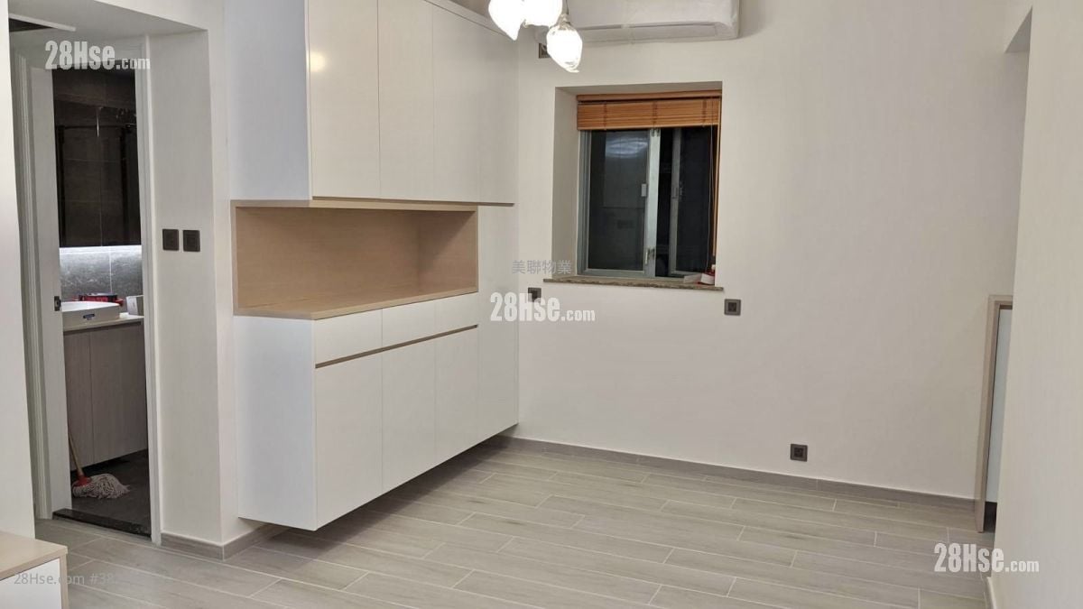 东堤湾畔 售盘 2 房 592 平方尺