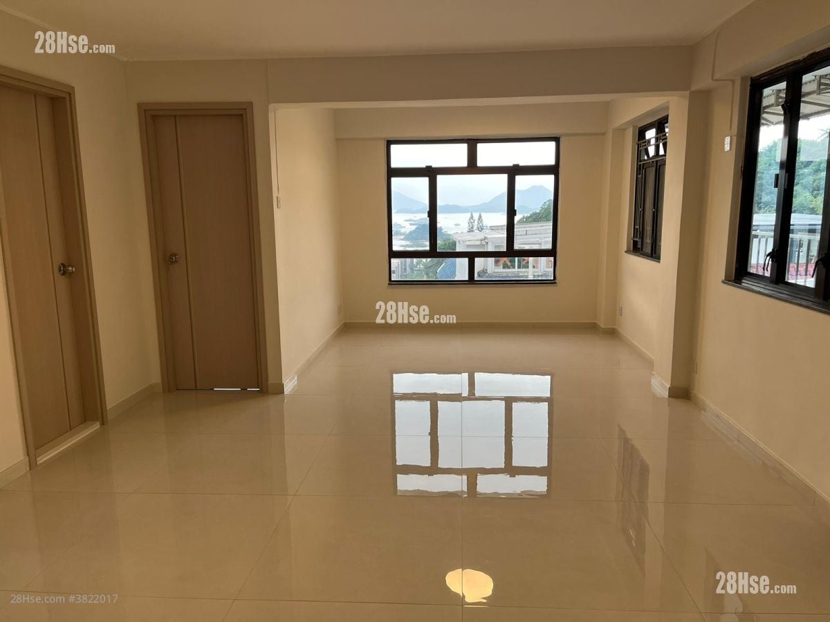 Village Rental 2 Bedrooms , 1 Bathroom 650 ft²