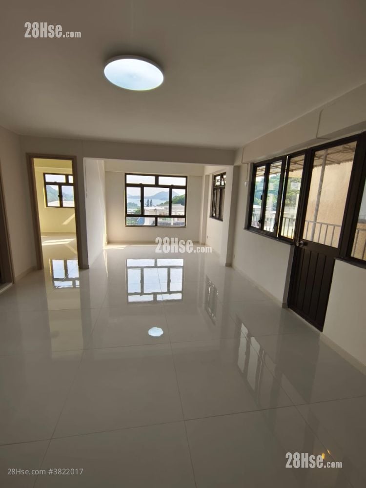 Village Rental 2 Bedrooms , 1 Bathroom 650 ft²