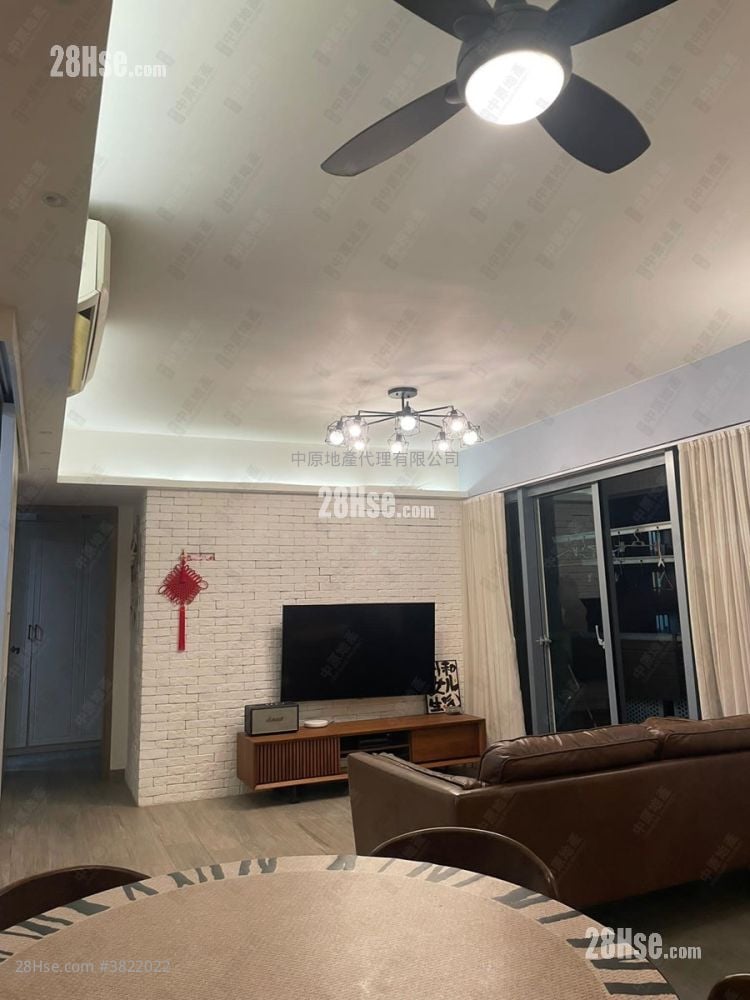 La Costa Sell 3 Bedrooms , 2 Bathrooms 811 ft²