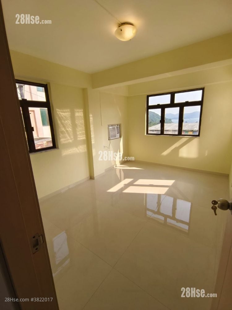 Village Rental 2 Bedrooms , 1 Bathroom 650 ft²