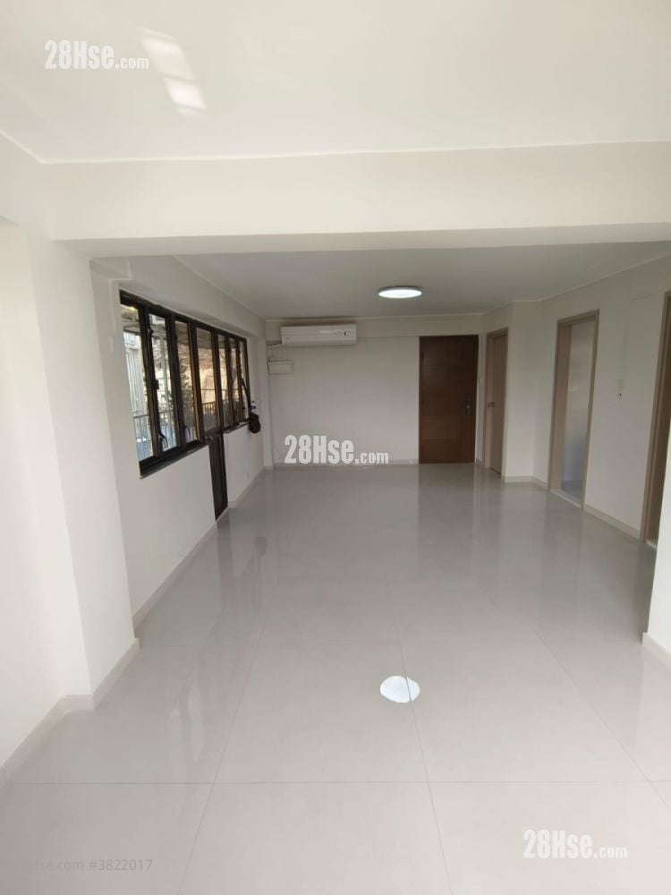 Village Rental 2 Bedrooms , 1 Bathroom 650 ft²