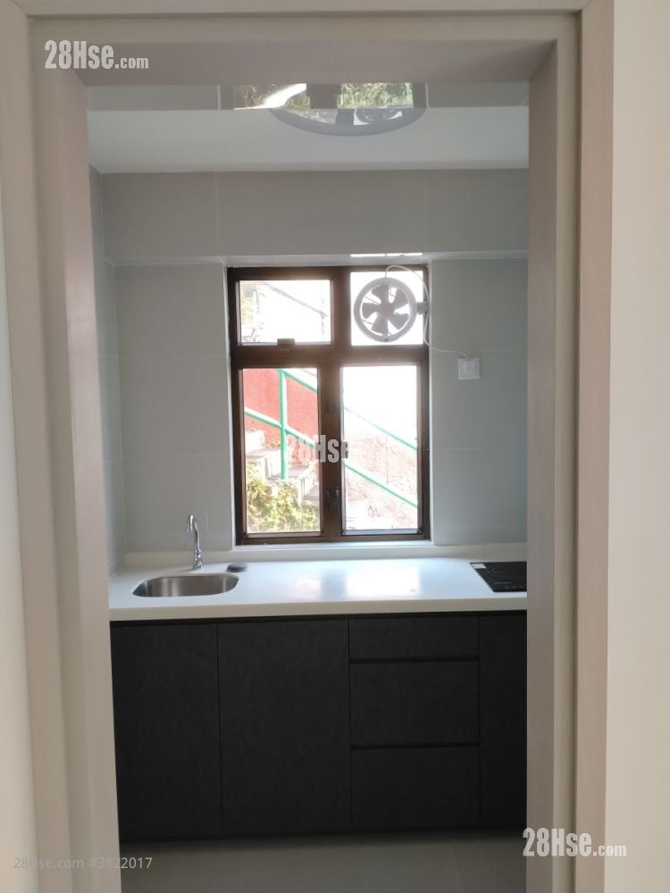 Village Rental 2 Bedrooms , 1 Bathroom 650 ft²