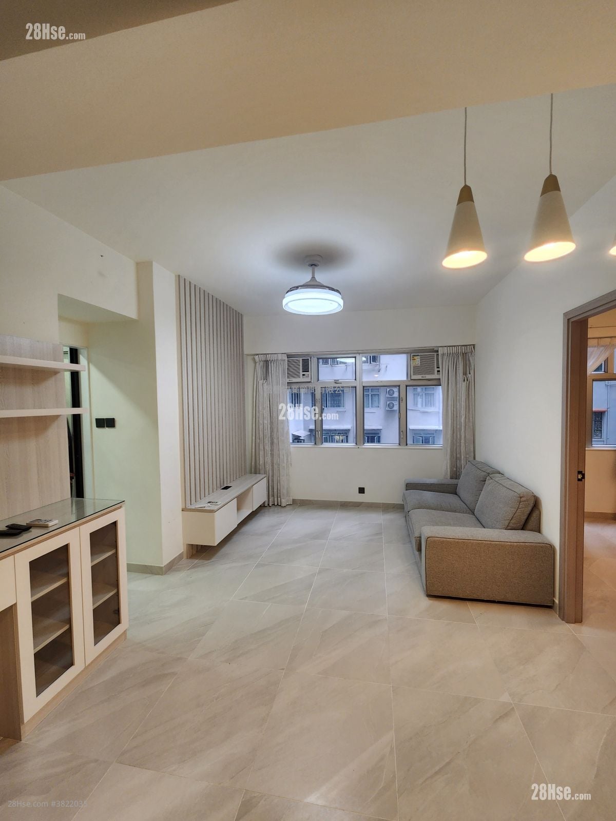 僑興大廈 租盤 2 房 , 1 浴室 638 平方呎