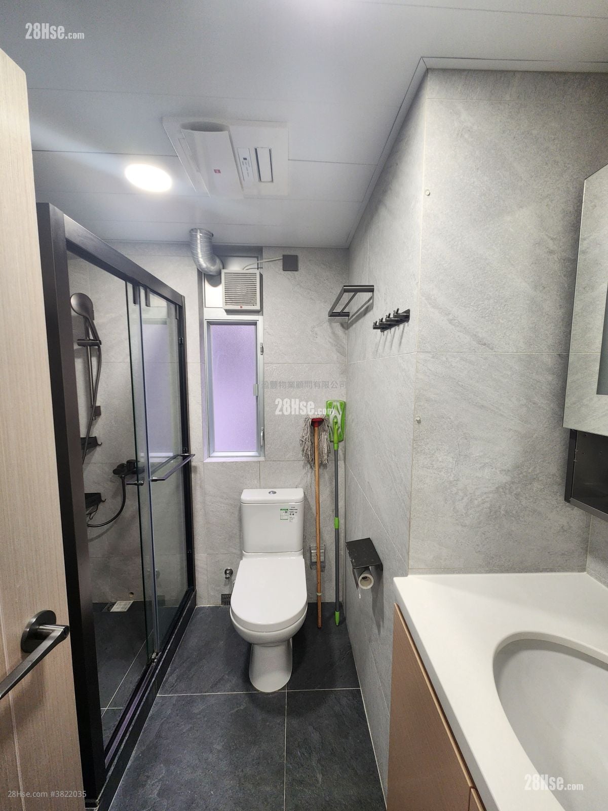 僑興大廈 租盤 2 房 , 1 浴室 638 平方呎