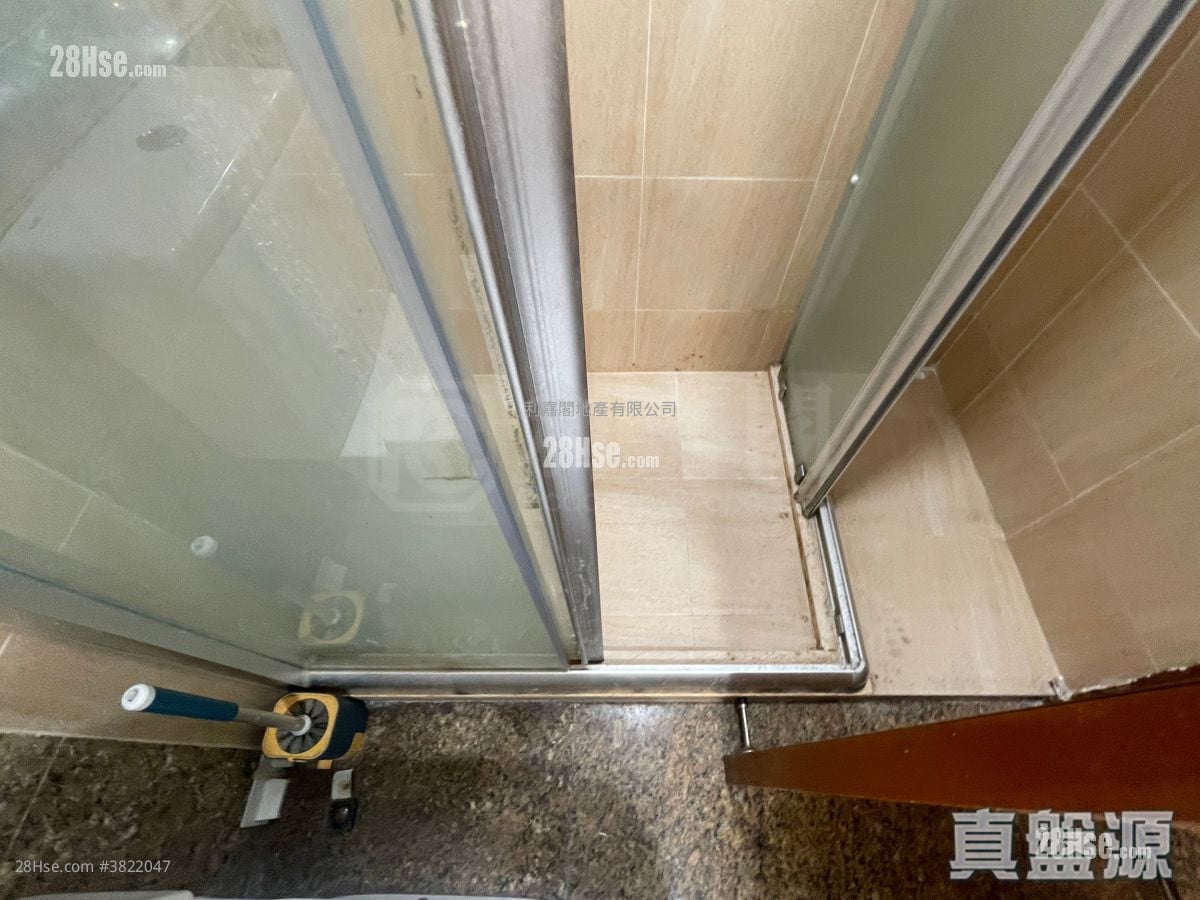 東港城 售盤 2 房 , 1 浴室 463 平方呎