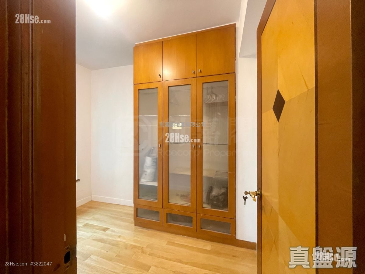 東港城 售盤 2 房 , 1 浴室 463 平方呎