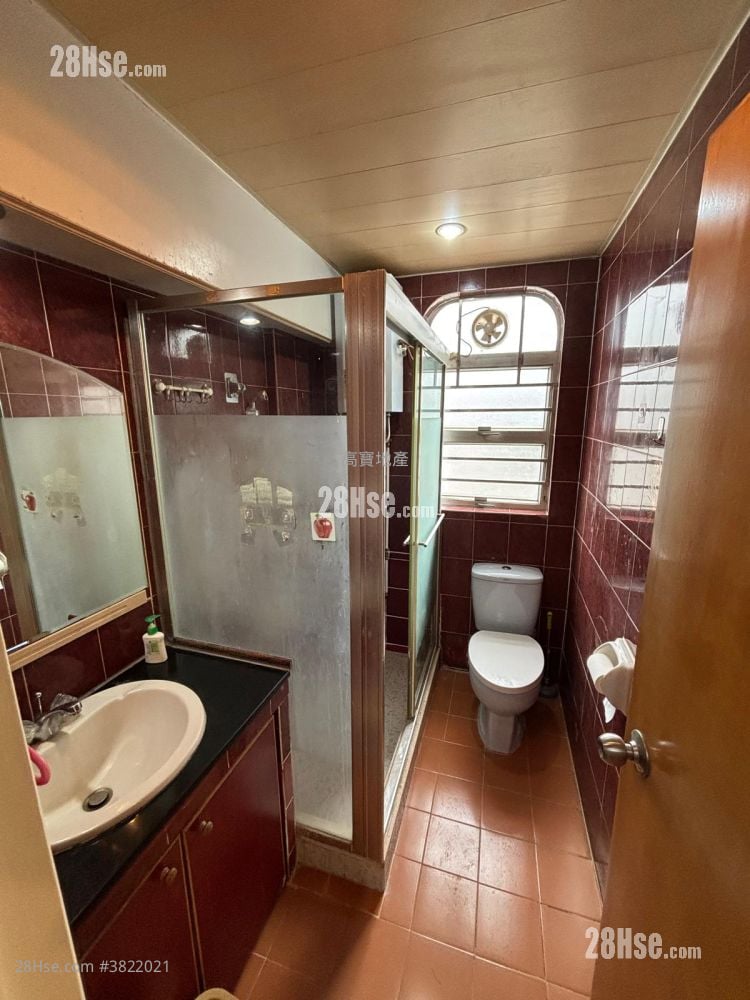 村屋 售盘 3 房 , 1 浴室