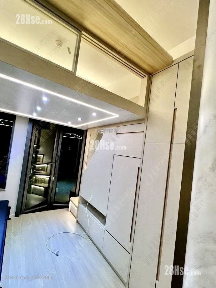 One Innovale Sell 208 ft²