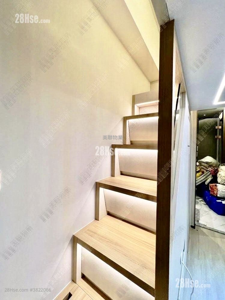 One Innovale Sell 208 ft²