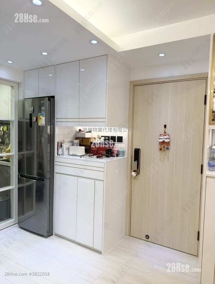 Wo Ming Court Sell 433 ft²