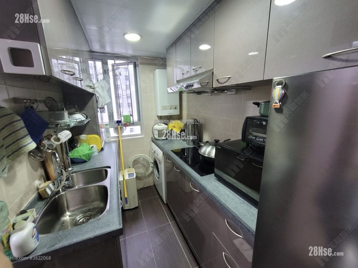 英明苑 售盘 2 房 401 平方尺