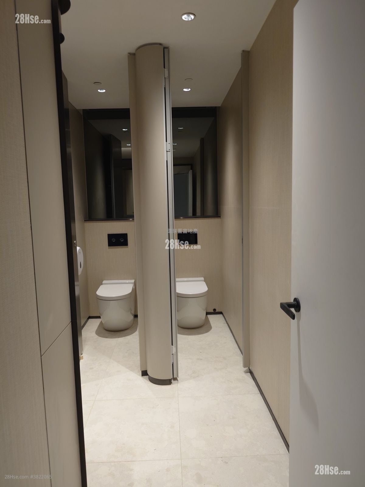 晶苑集团大厦 租盘 5,000 平方尺