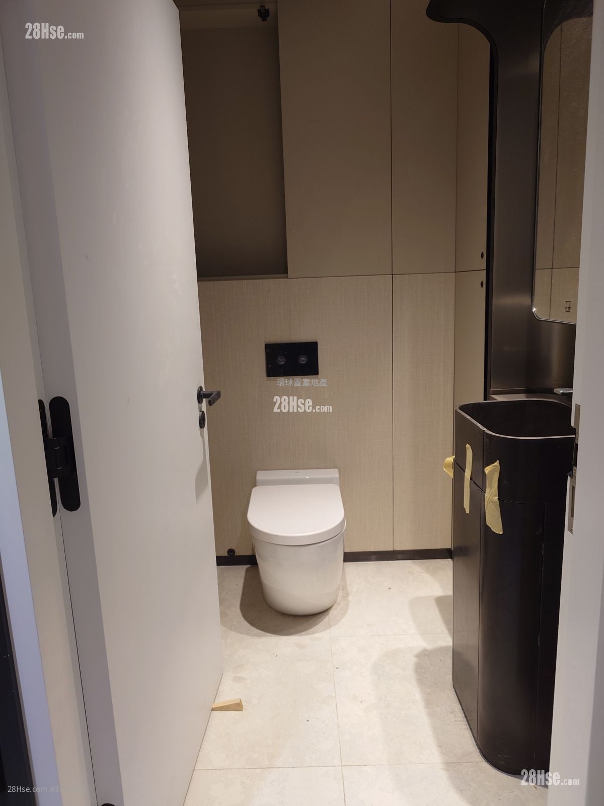 晶苑集团大厦 租盘 5,000 平方尺