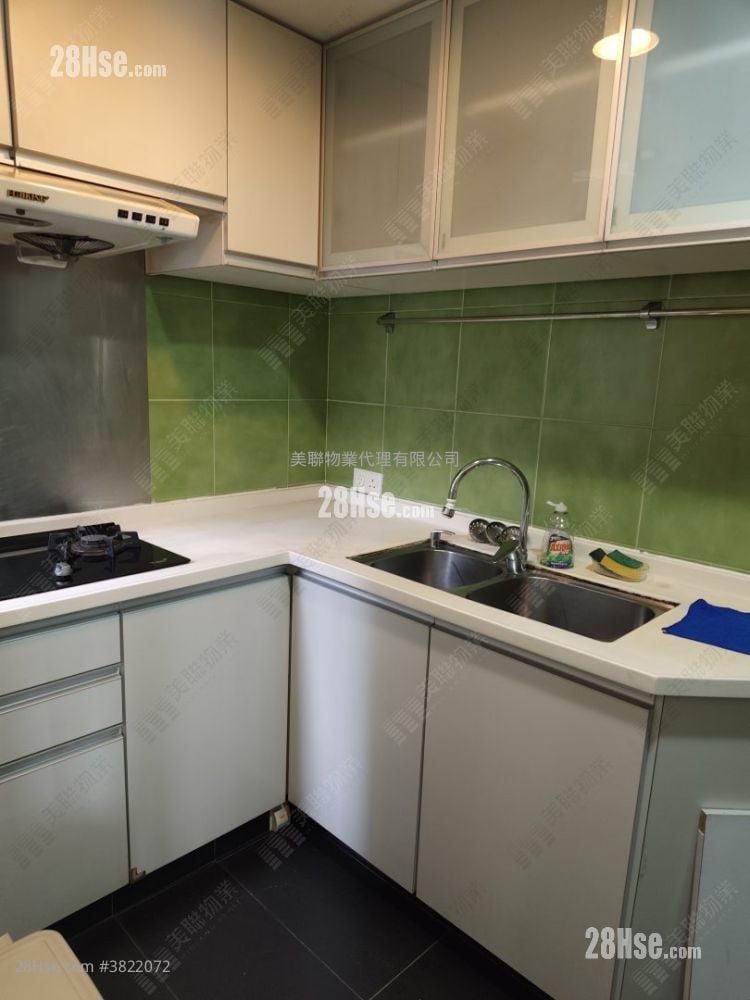 Sceneway Garden Sell 3 Bedrooms , 1 Bathroom 612 ft²