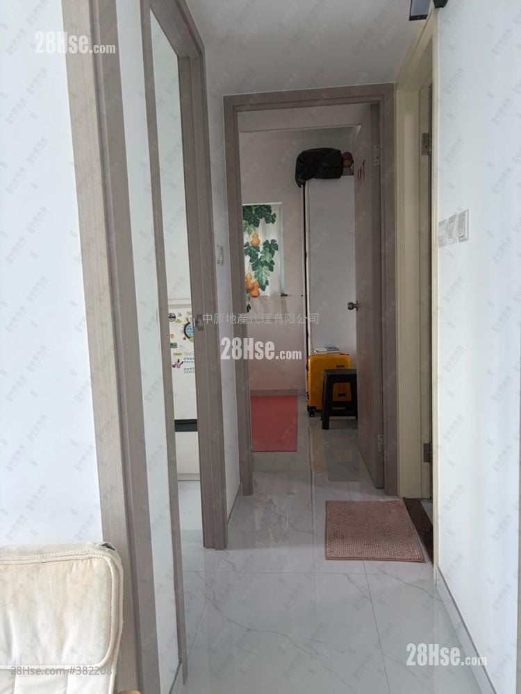 Mountain Shore Rental 2 Bedrooms , 1 Bathroom 474 ft²