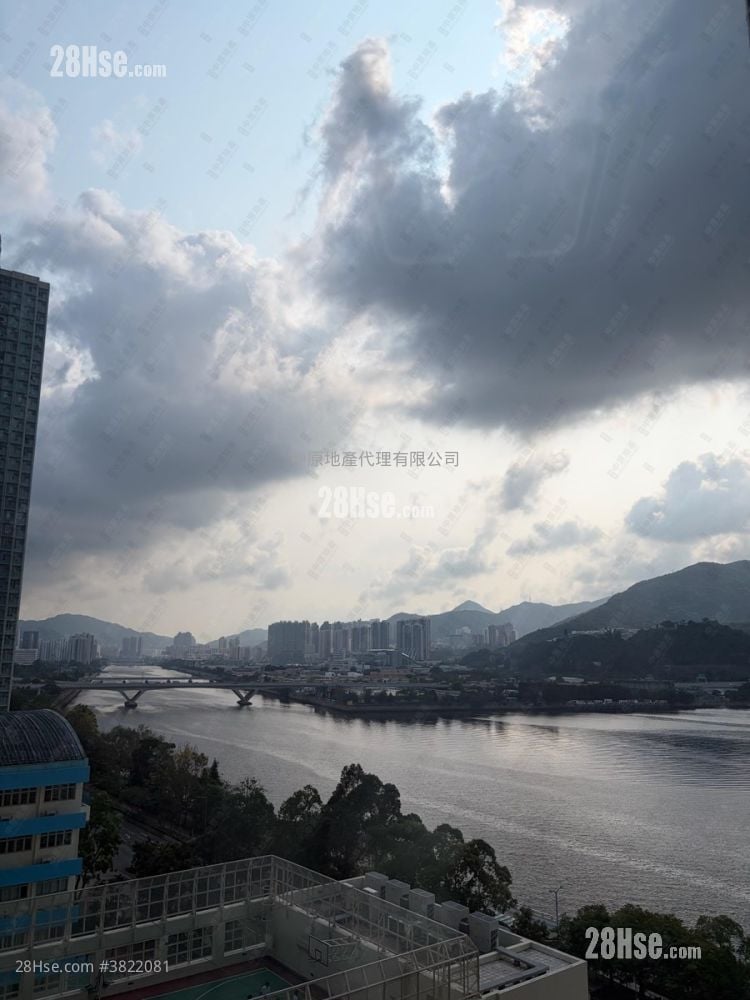 Mountain Shore Rental 2 Bedrooms , 1 Bathroom 474 ft²