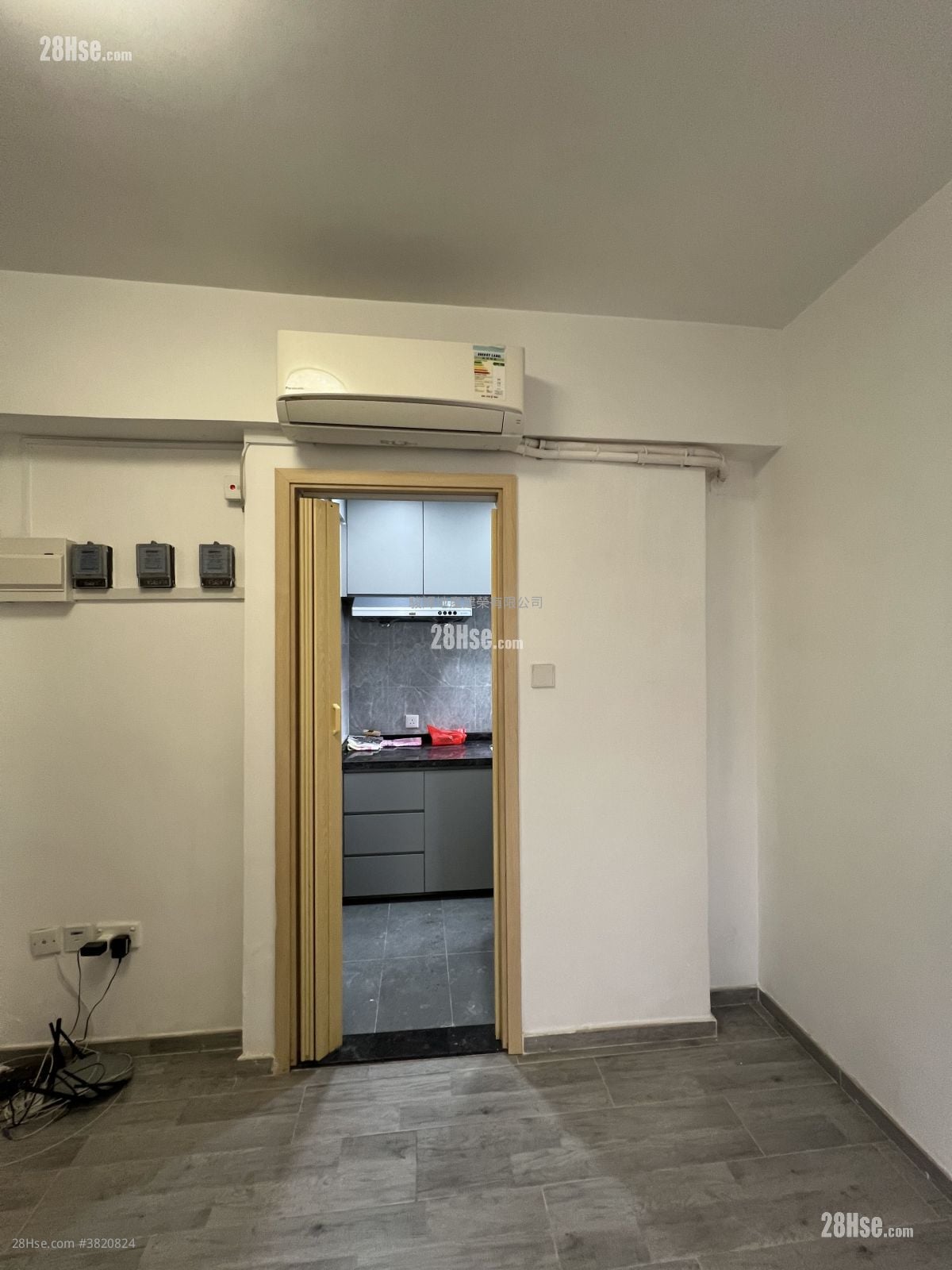 南昌戲院大廈 租盤 3 房 , 1 浴室 381 平方呎