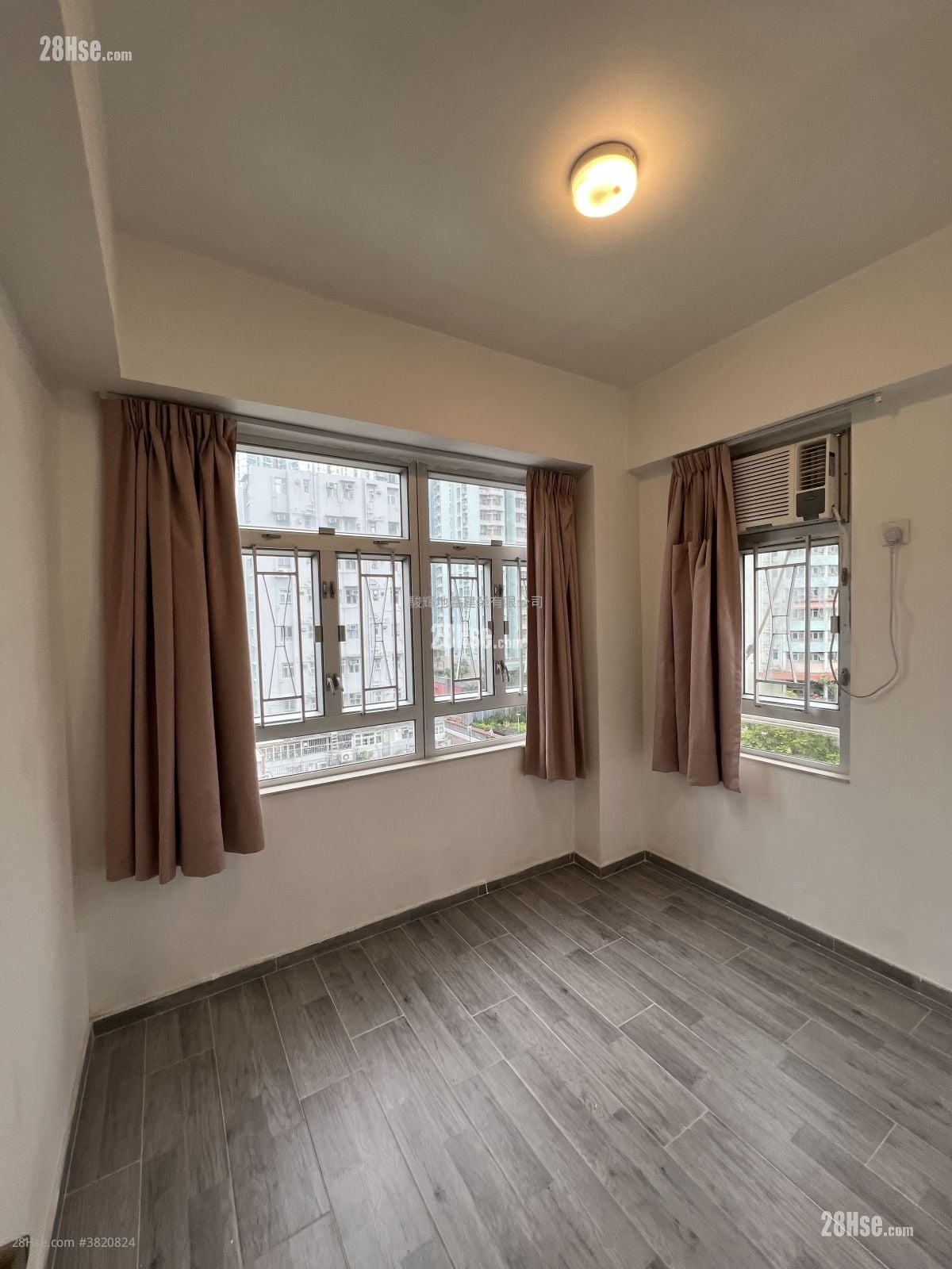 南昌戲院大廈 租盤 3 房 , 1 浴室 381 平方呎