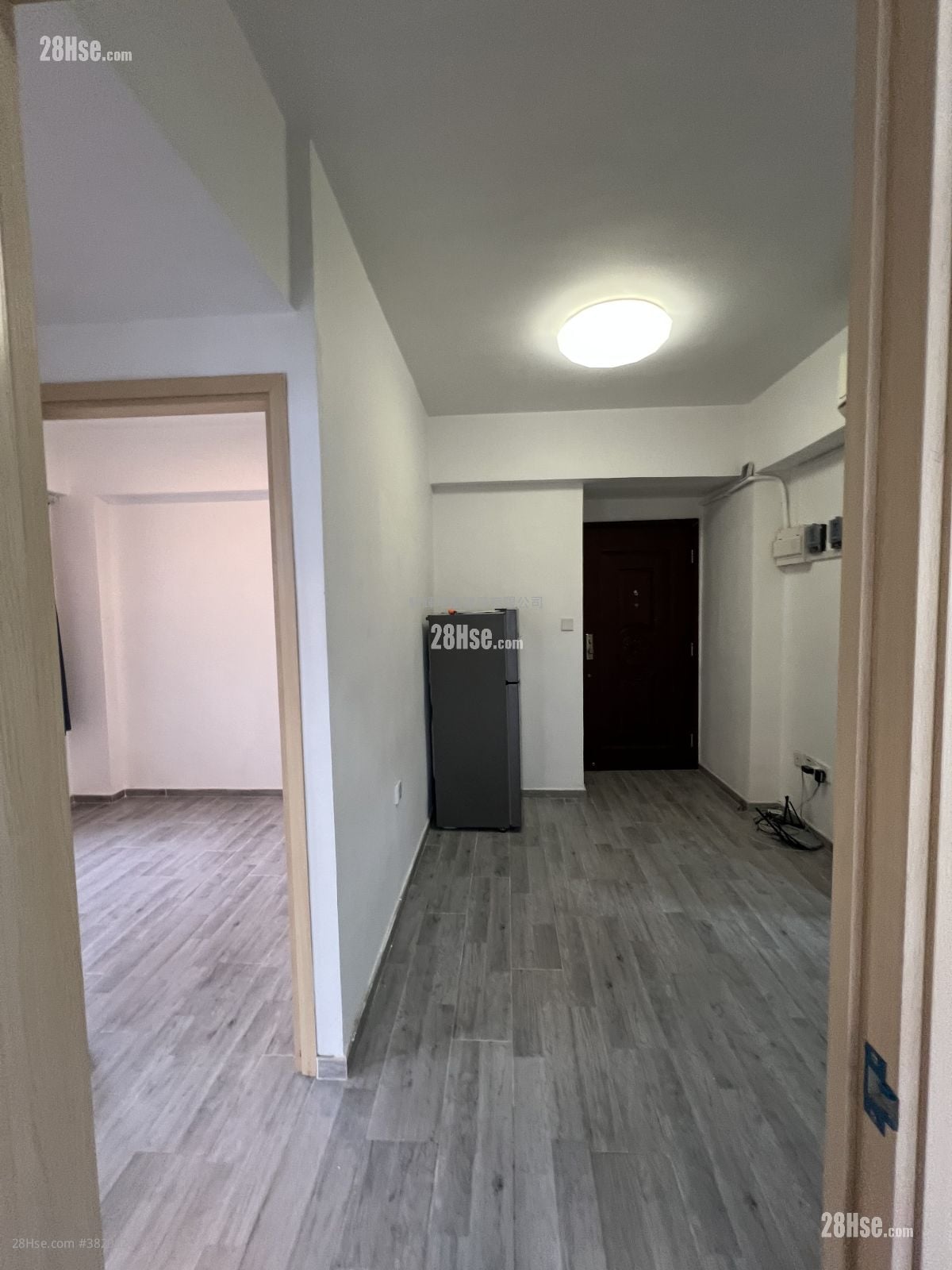 南昌戲院大廈 租盤 3 房 , 1 浴室 381 平方呎