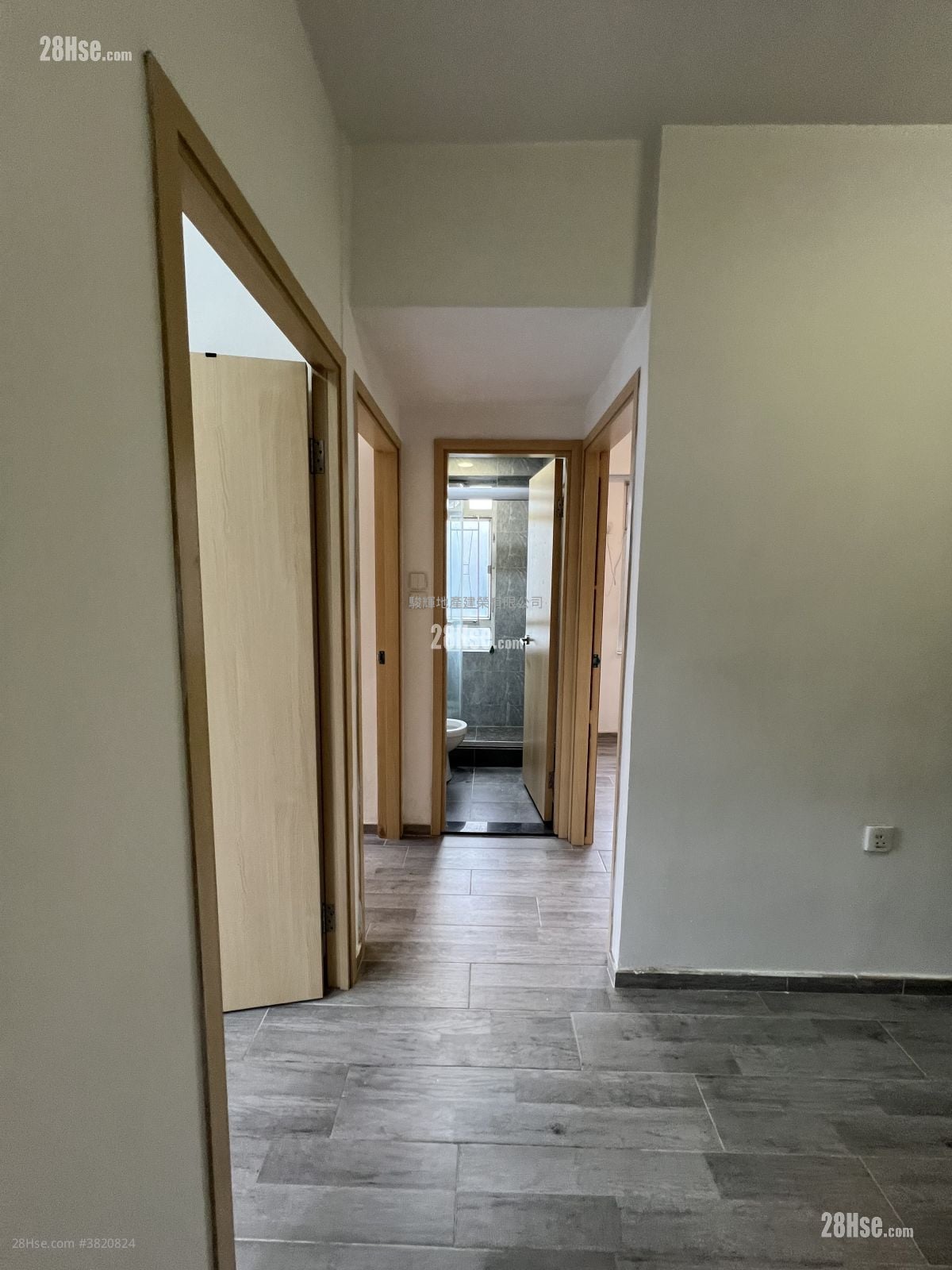 南昌戲院大廈 租盤 3 房 , 1 浴室 381 平方呎