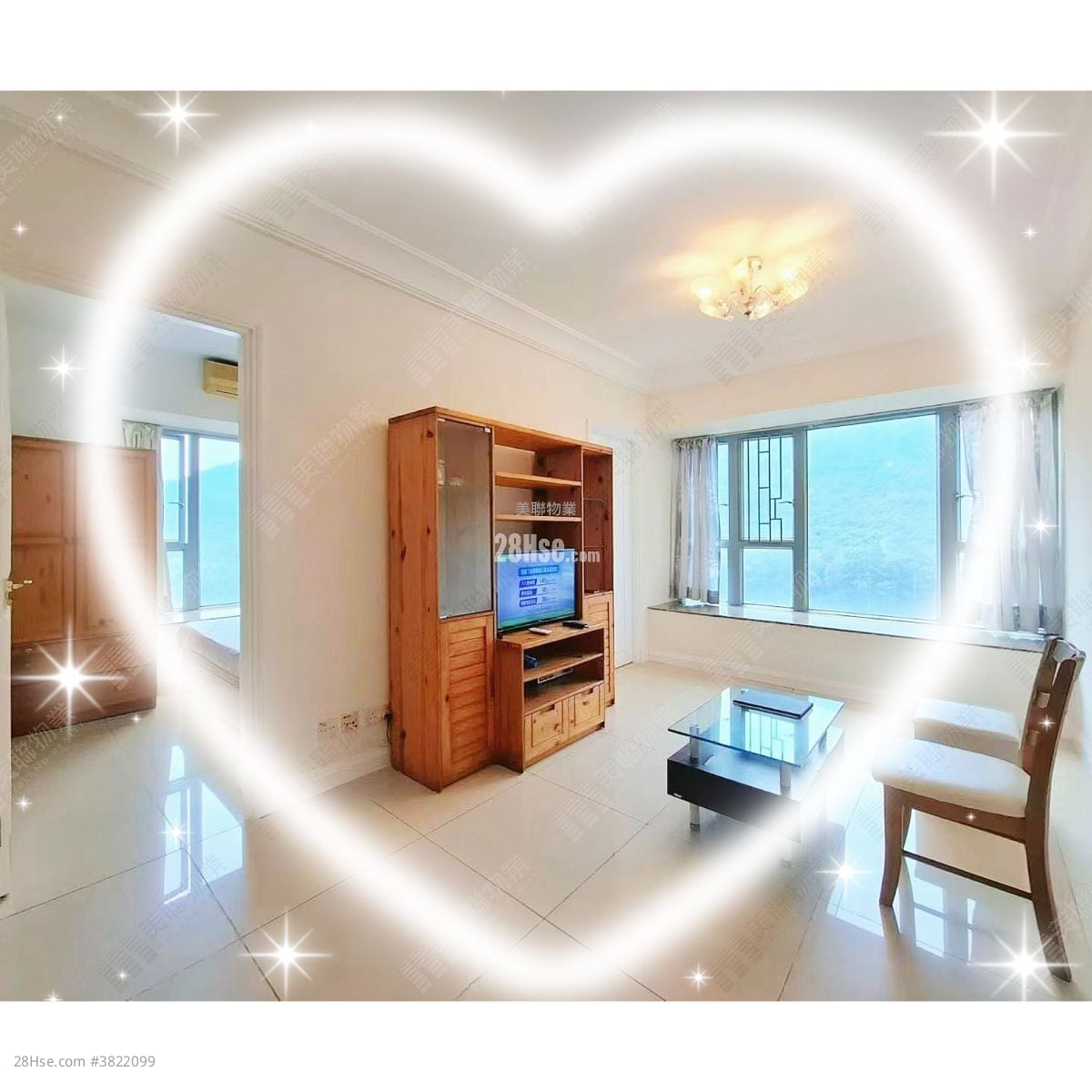 living room: Caribbean Coast Sell 2 Bedrooms , 1 Bathroom 518 ft²