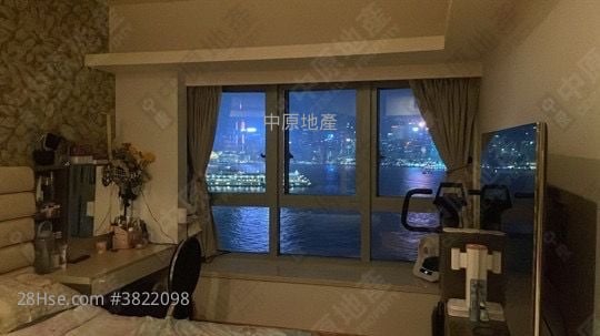 君臨天下 租盤 3 房 , 2 浴室 1,049 平方呎