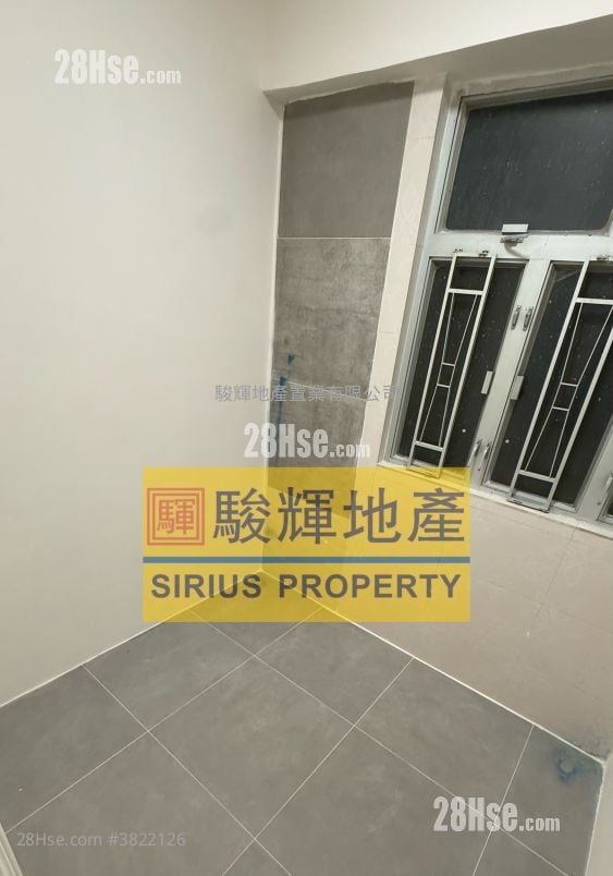 长兴大厦 租盘 2 房 , 1 浴室