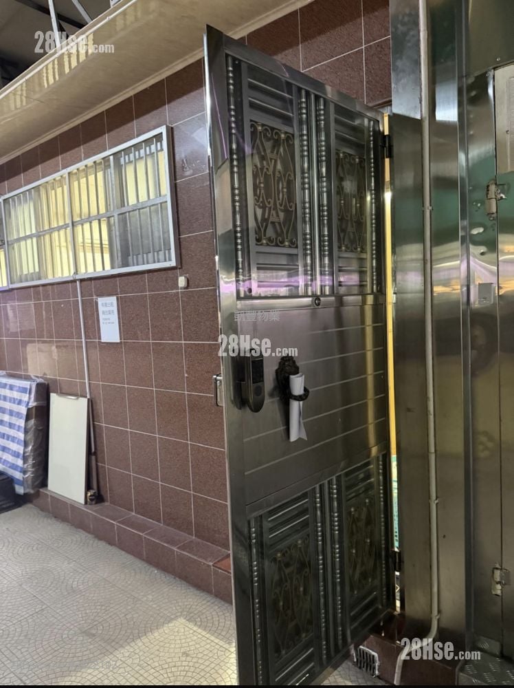 海山楼 租盘 300 平方尺