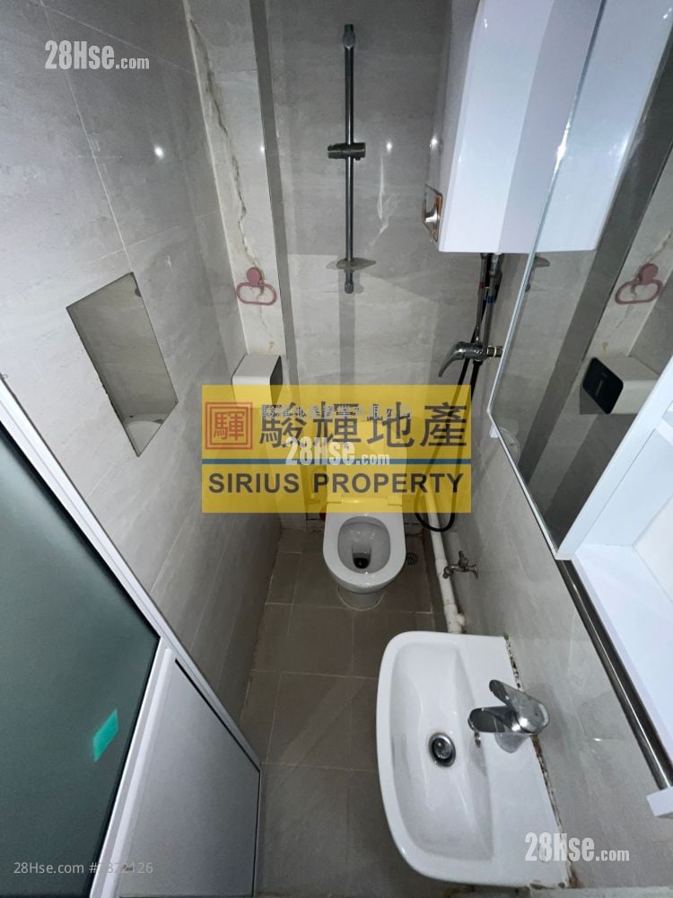 长兴大厦 租盘 2 房 , 1 浴室