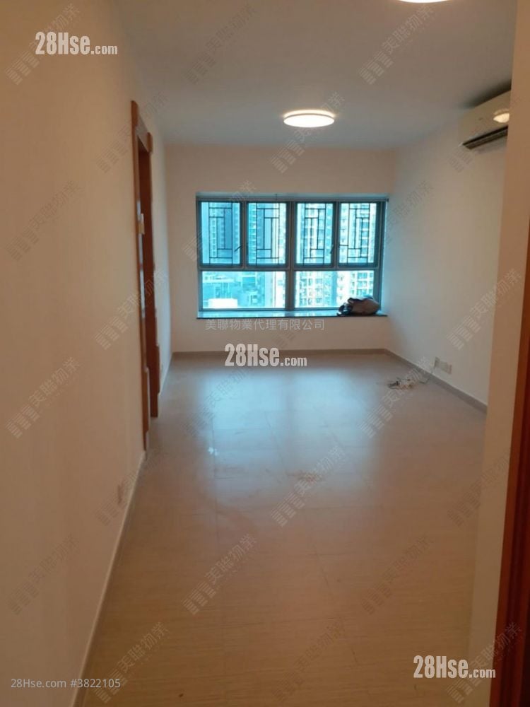 Park Central Sell 3 Bedrooms , 2 Bathrooms 668 ft²