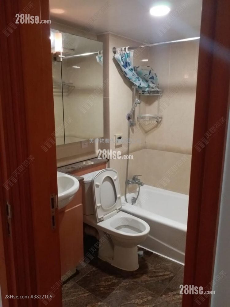 Park Central Sell 3 Bedrooms , 2 Bathrooms 668 ft²