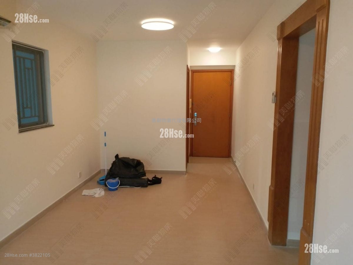 Park Central Sell 3 Bedrooms , 2 Bathrooms 668 ft²